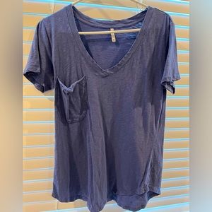 Z supply slouchy pocket Vneck